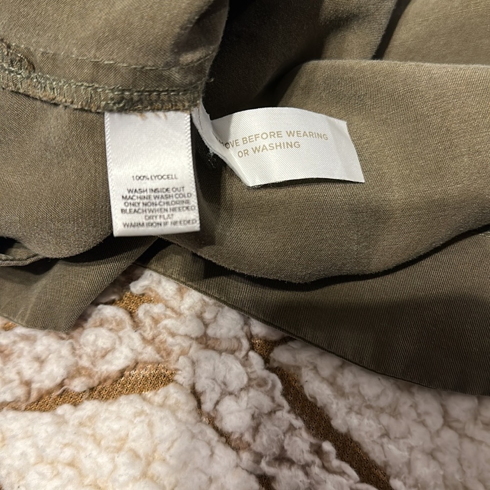 The Loft Olive Green Rounded Side Splits Hem With… - image 6